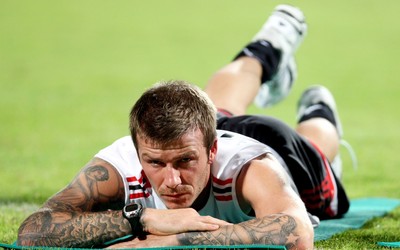 广发电竞动态-中场核心掌控节奏