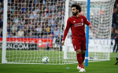 广发电竞独家-久保建英赛后和对手交换球衣