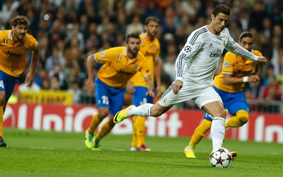 广发电竞独家-伊尼戈·马丁内斯这防守预判太超前了